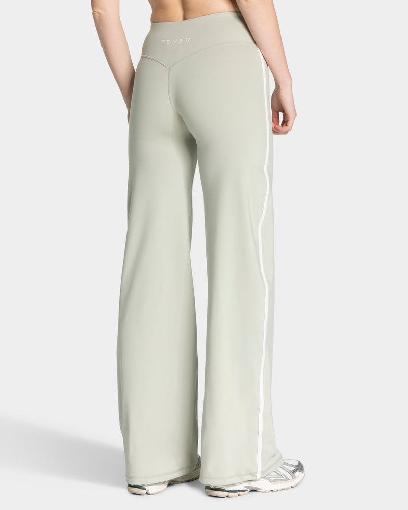 Soft Straight Leg Pants Tall "Pistachio"