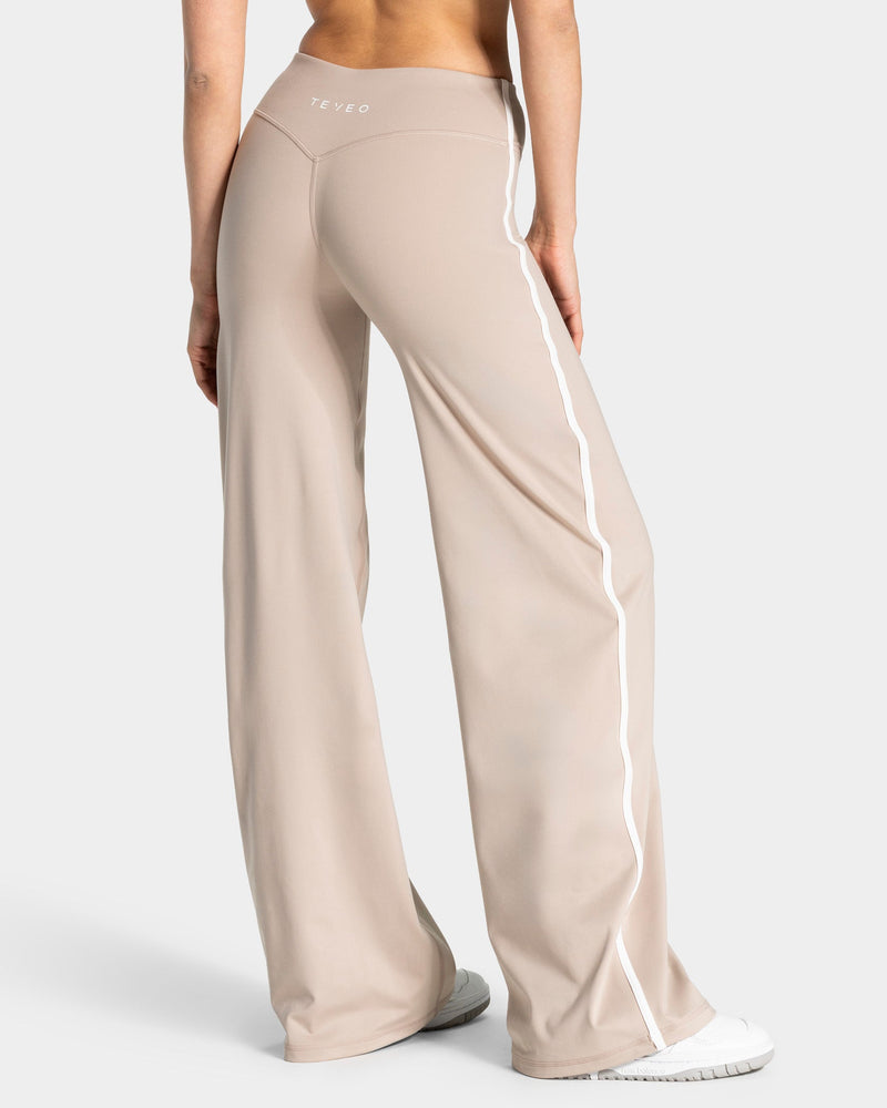 Soft Straight Leg Pants Regular "Cappuccino"
