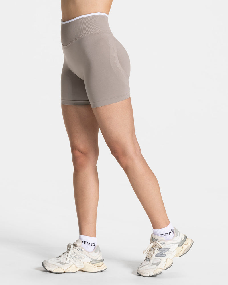 Contrastline Sculpt Scrunch Shorts "Stone"