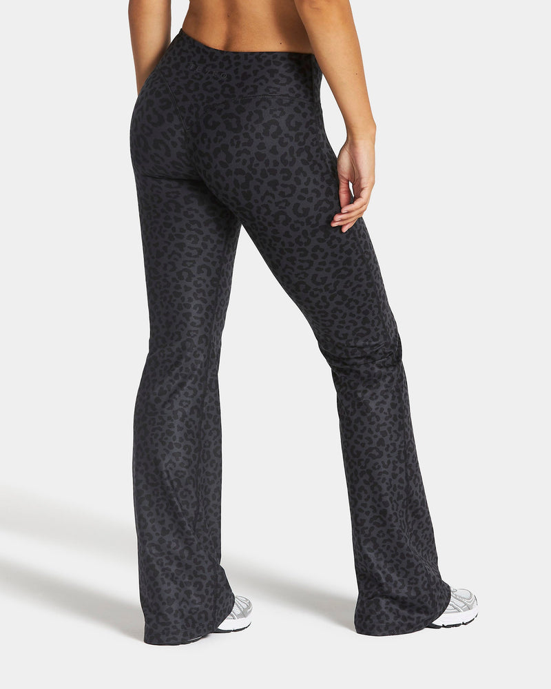 Allrounder Flared Leggings Regular "Leo Schwarz"