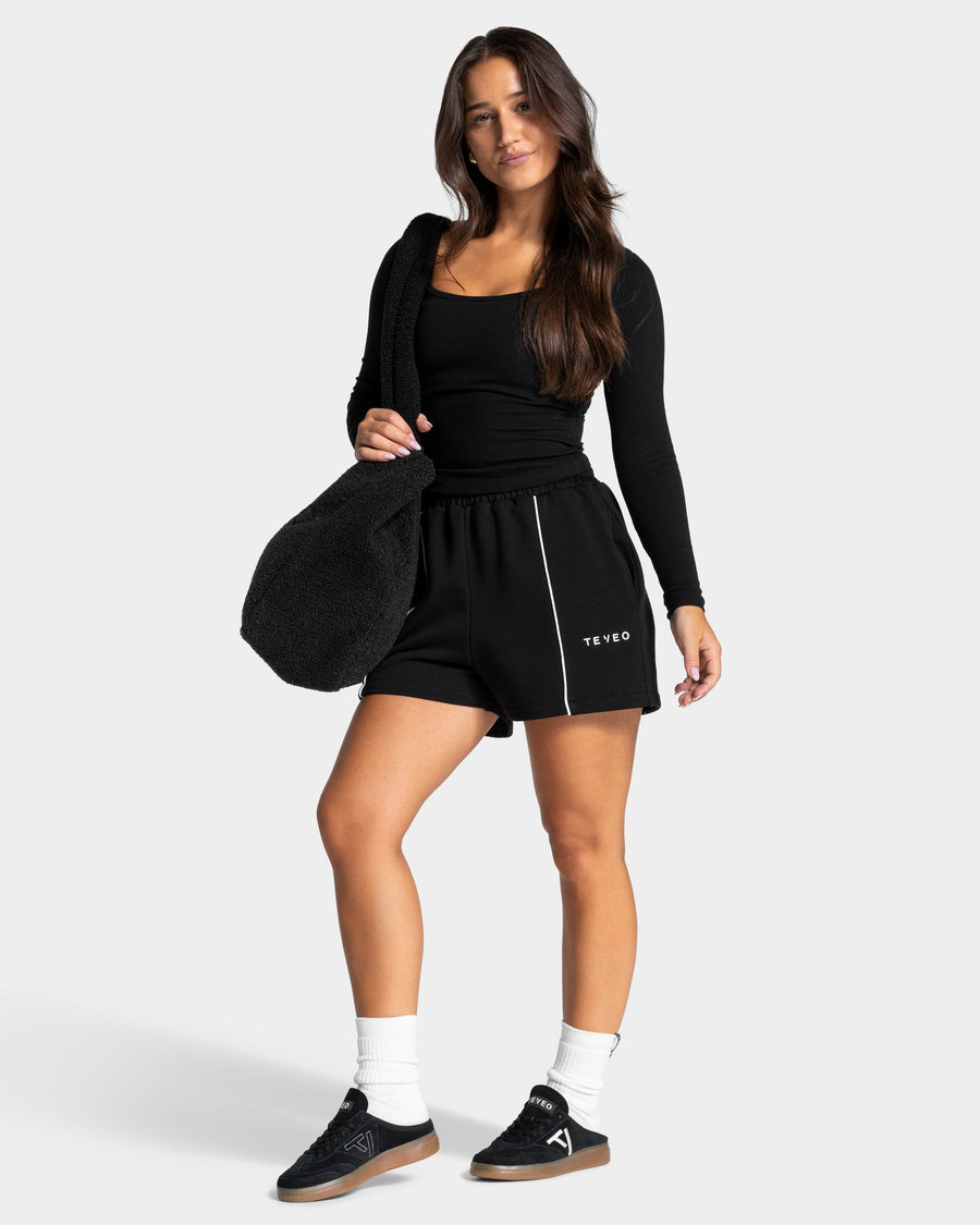 Classic Mule "Schwarz - Off White"