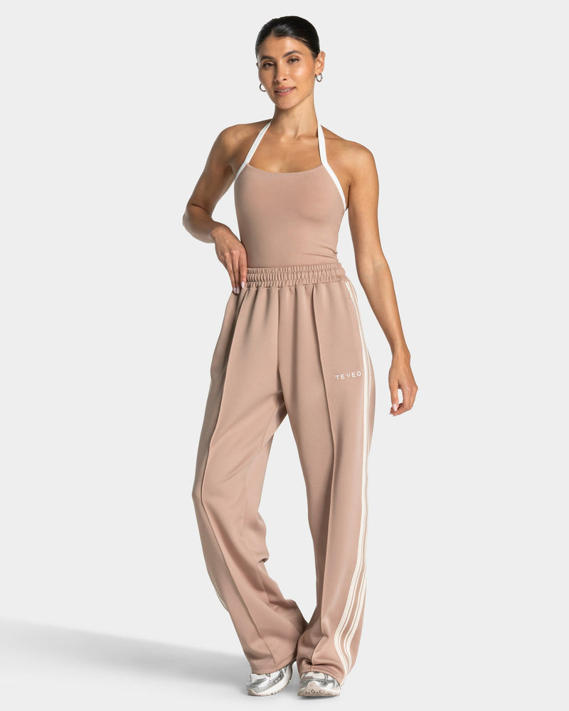 Club Straight Leg Jogger "Beige"