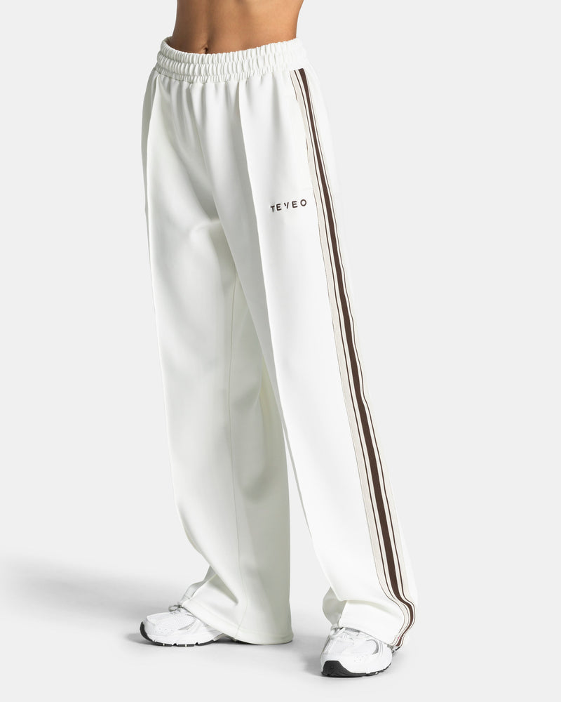 Club Straight Leg Jogger Women "Off White"