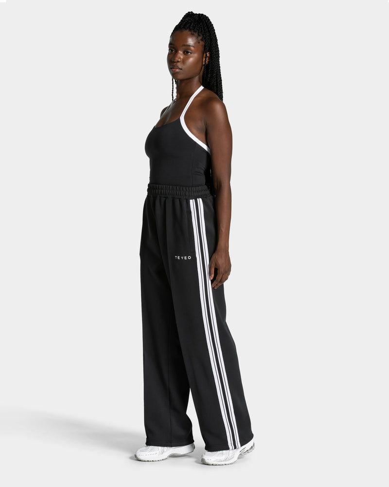 Club Straight Leg Jogger "Schwarz"