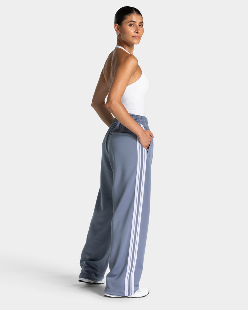 Club Straight Leg Jogger "Stahlblau"