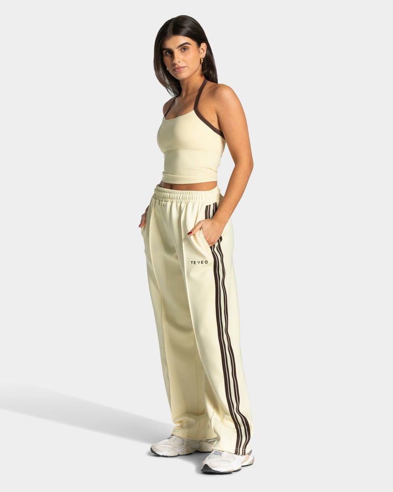 Club Straight Leg Jogger "Butter Yellow"