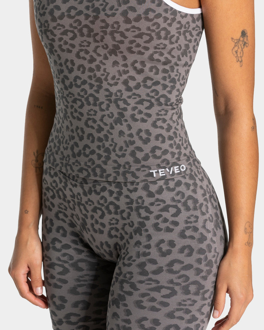 Contrastline Cami Top "Leo Graphit"