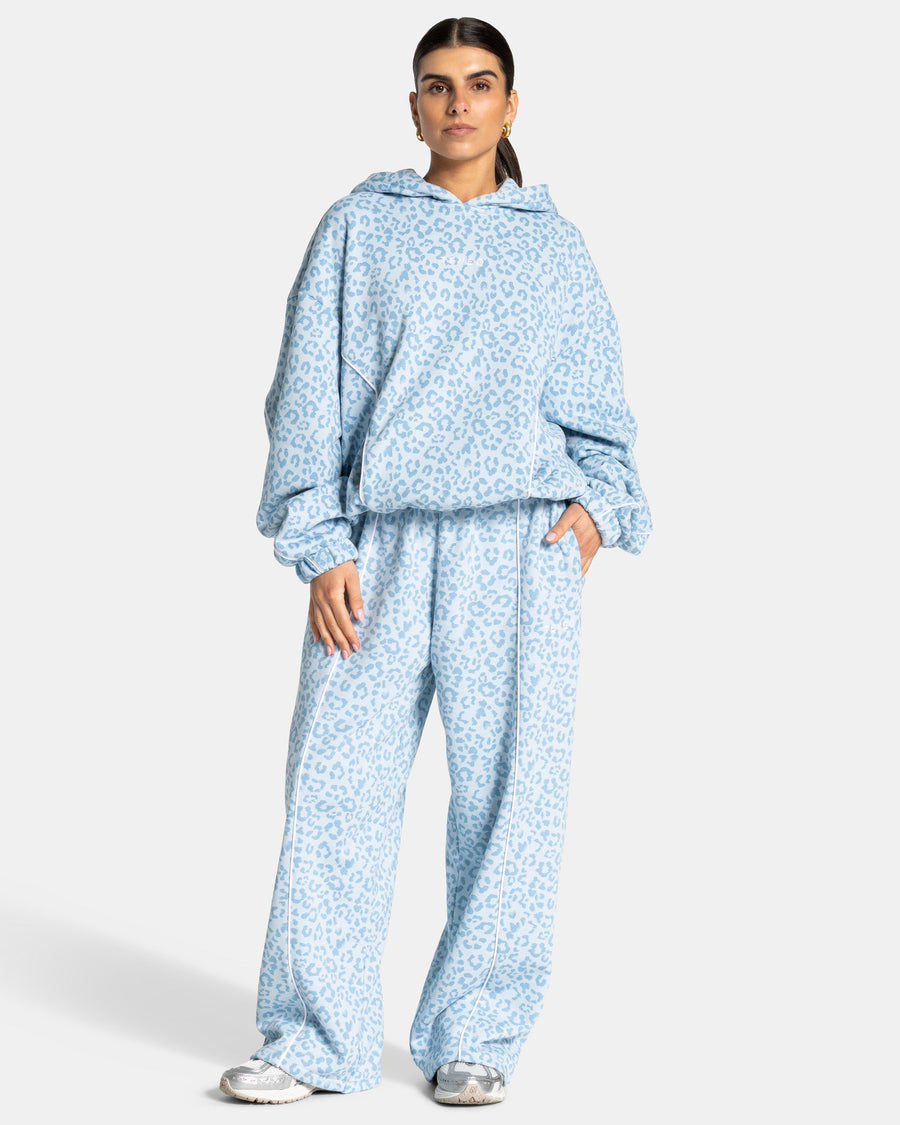 Contrastline Hooded Sweater "Leo Babyblau"
