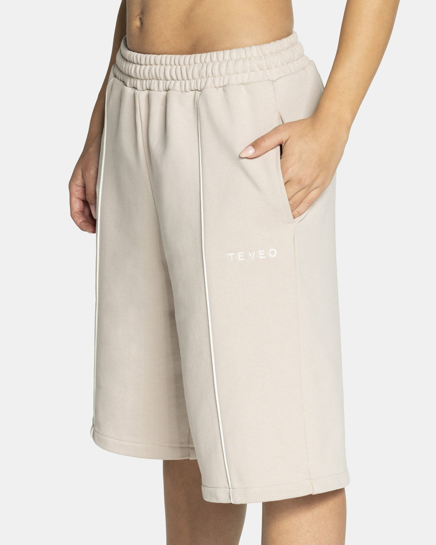 Contrastline Oversized Jorts "Cream"