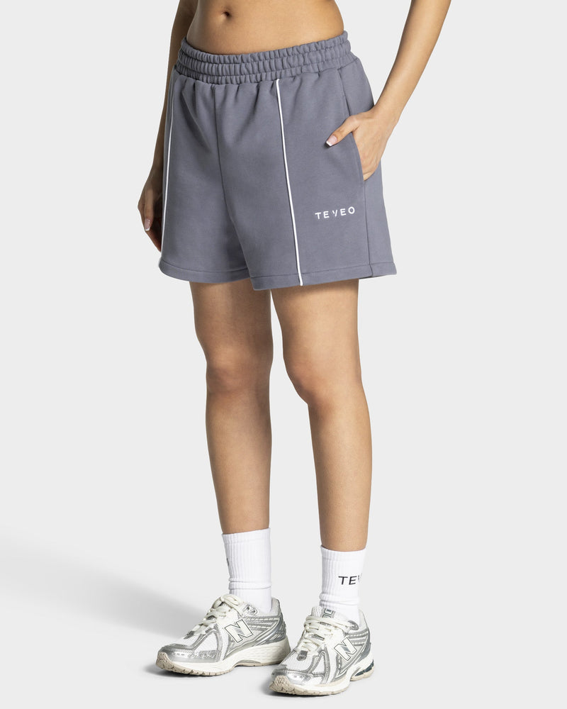 Contrastline Oversized Shorts "Eisgrau"