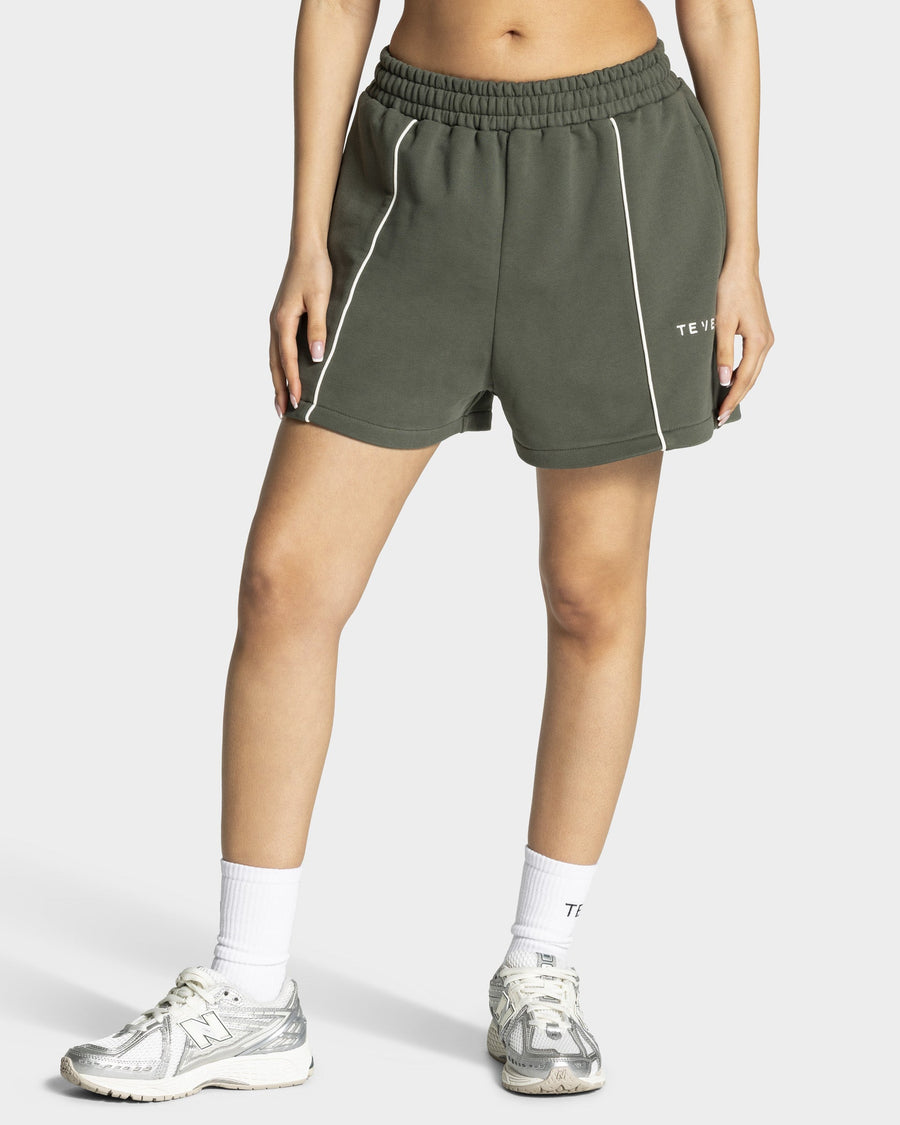 Contrastline Oversized Shorts "Khaki"
