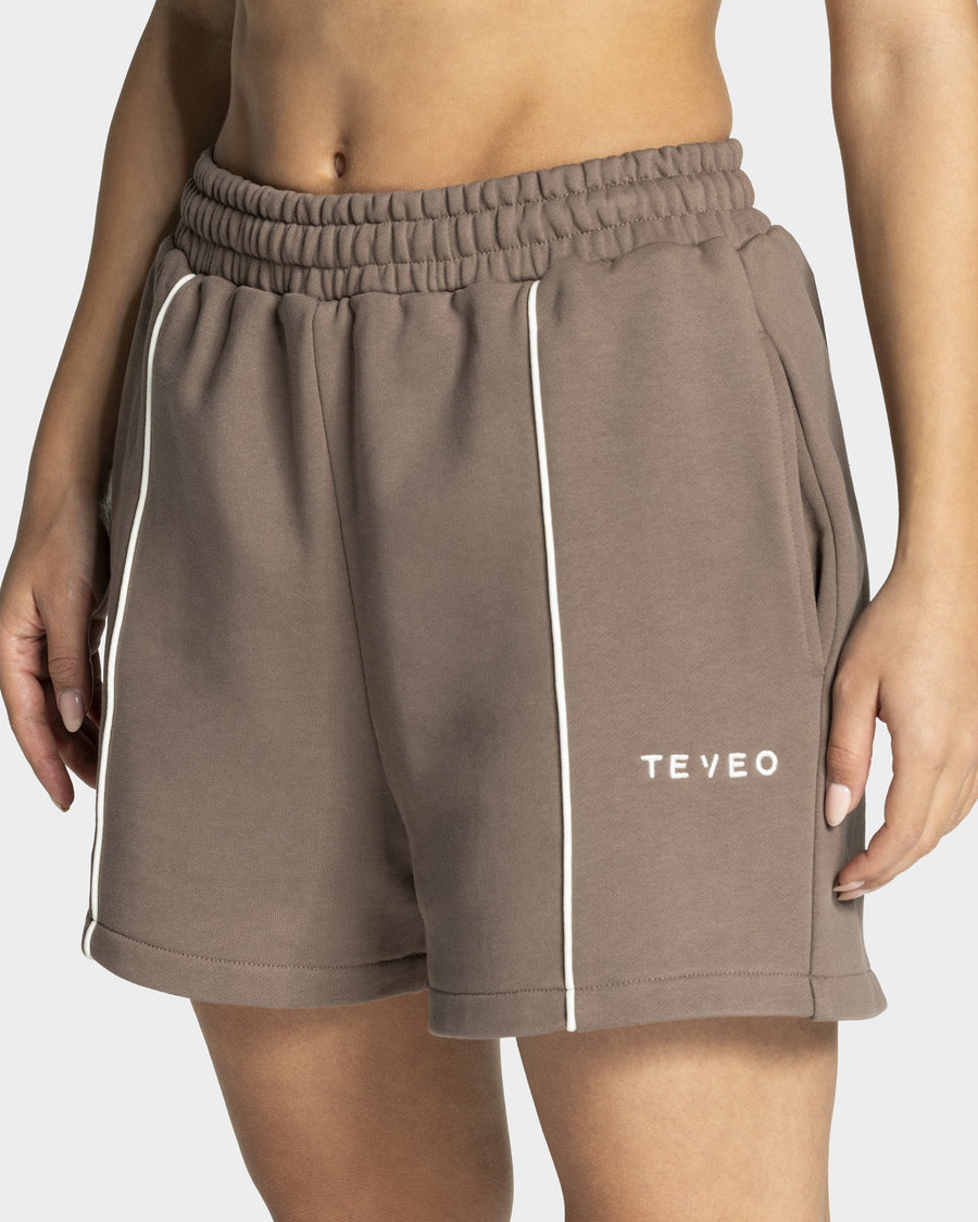 Contrastline Oversized Shorts "Mokka"