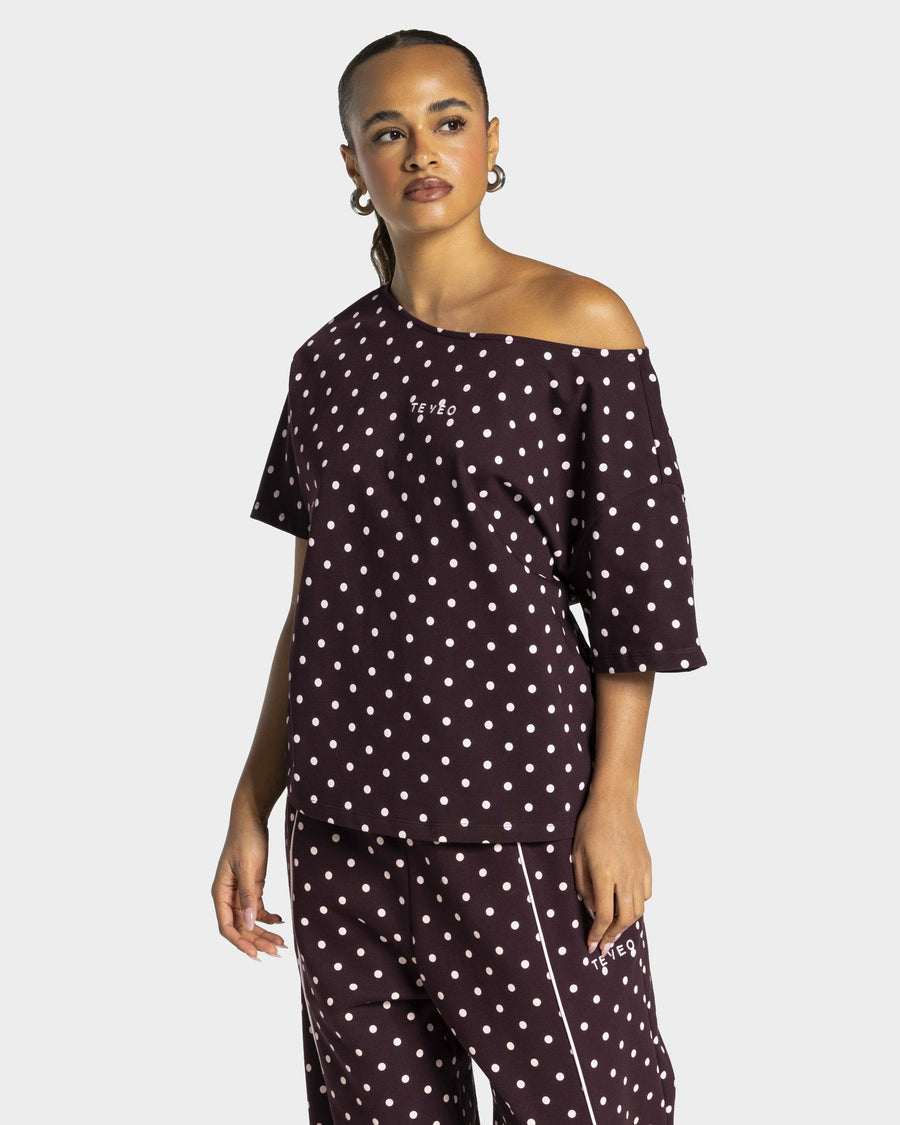 Contrastline Off-Shoulder T-Shirt "Polkadot Merlot"