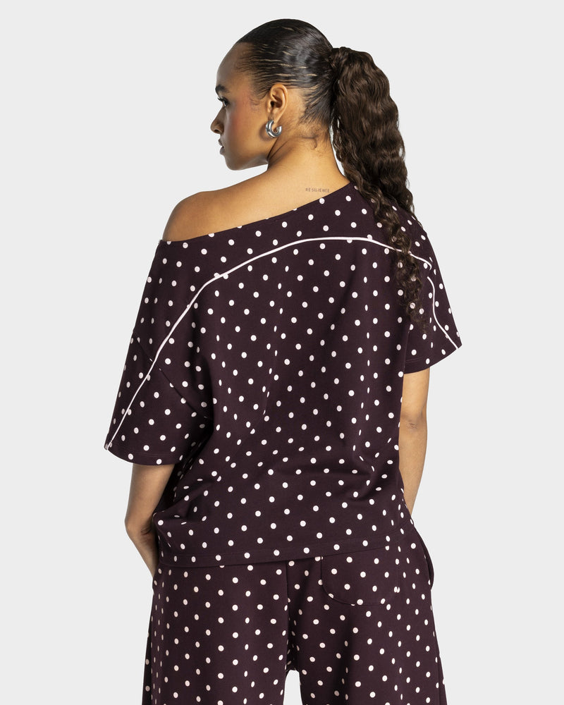 Contrastline Off-Shoulder T-Shirt "Polkadot Merlot"