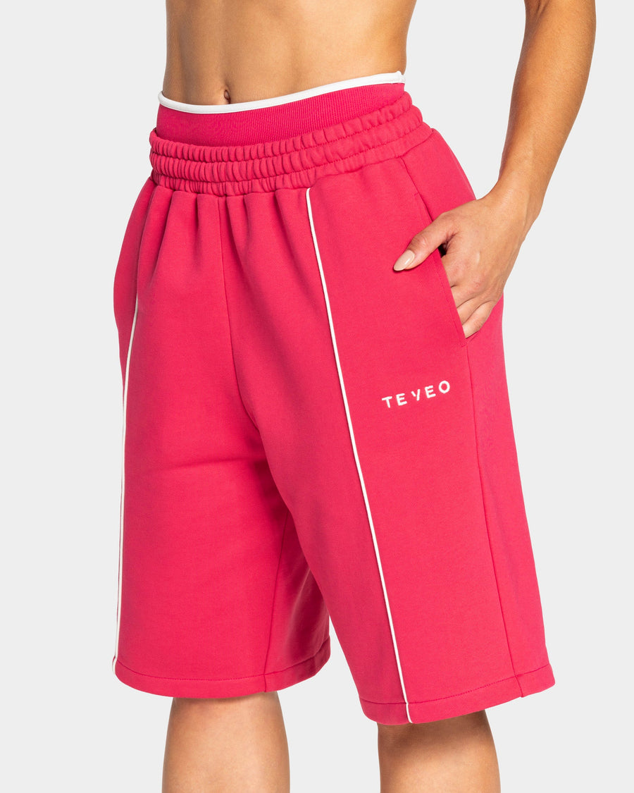 Contrastline Oversized Jorts "Berry"