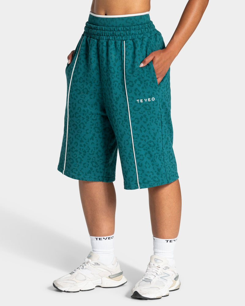 Contrastline Oversized Jorts "Leo Petrol"