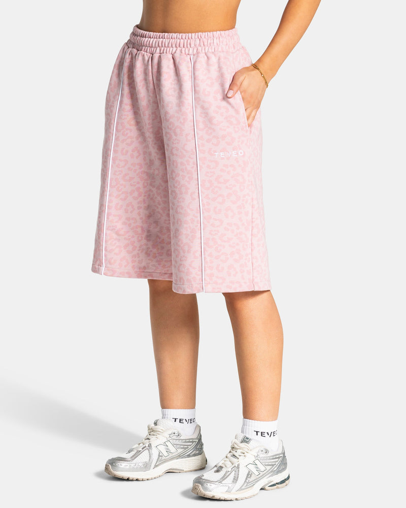 Contrastline Oversized Jorts "Leo Rosa"