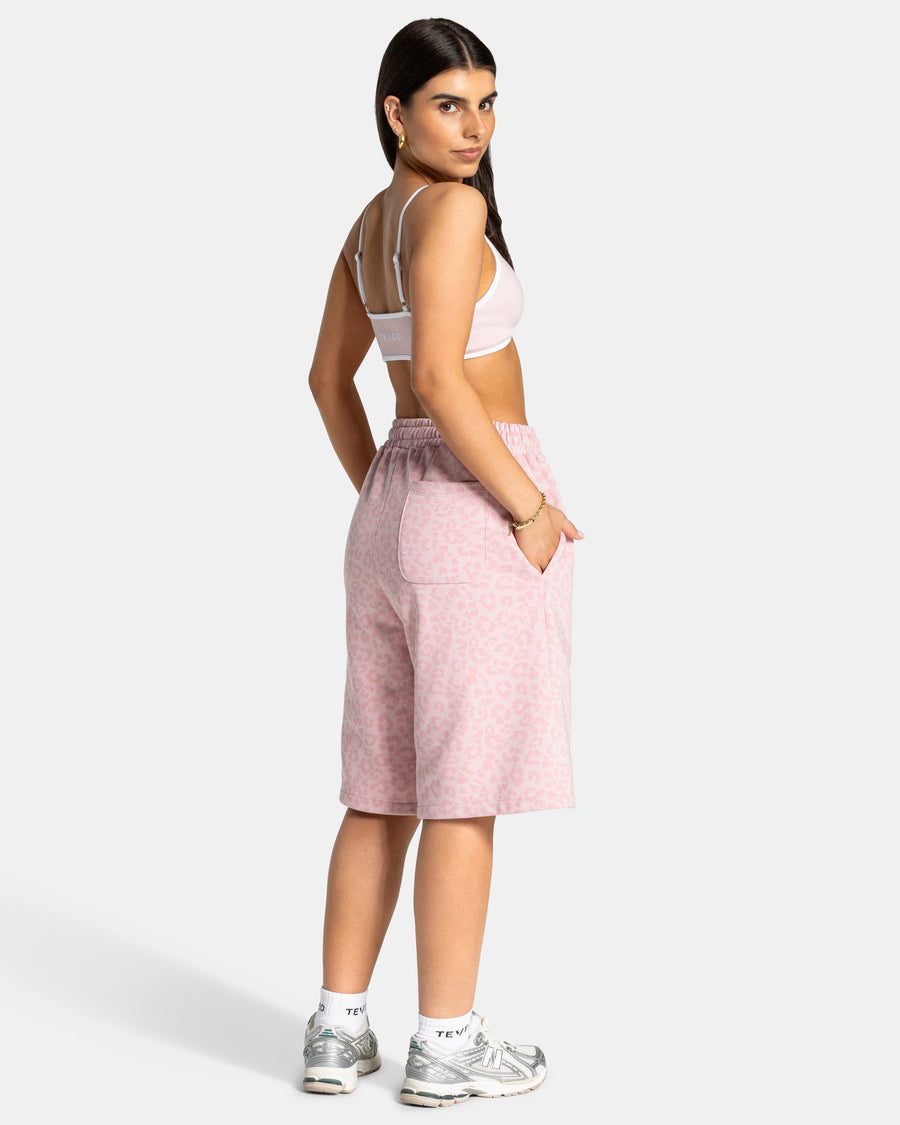 Contrastline Oversized Jorts "Leo Rosa"