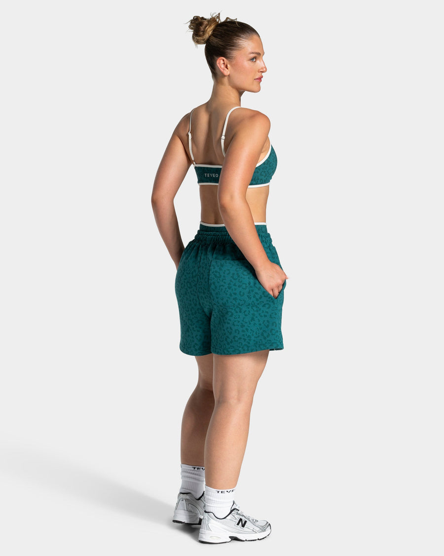 Contrastline Oversized Shorts "Leo Petrol"