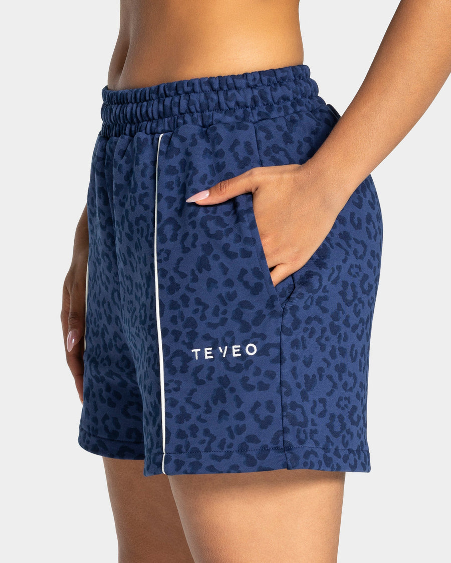 Contrastline Oversized Shorts "Leo Dunkelblau"