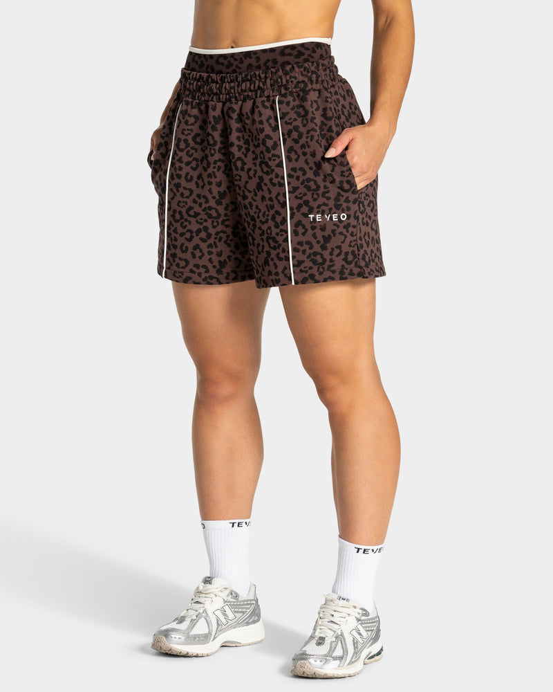 Contrastline Oversized Shorts "Leo Espresso"