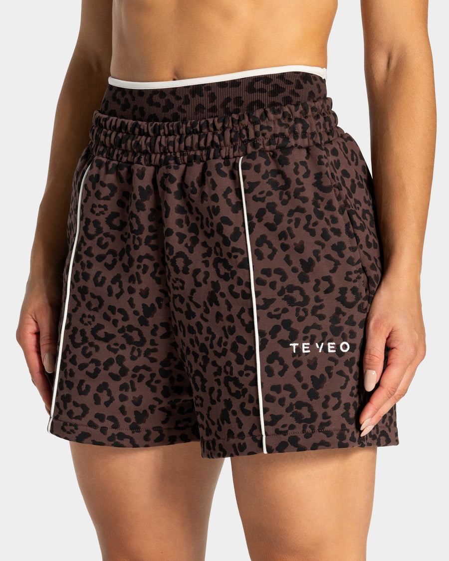 Contrastline Oversized Shorts "Leo Espresso"