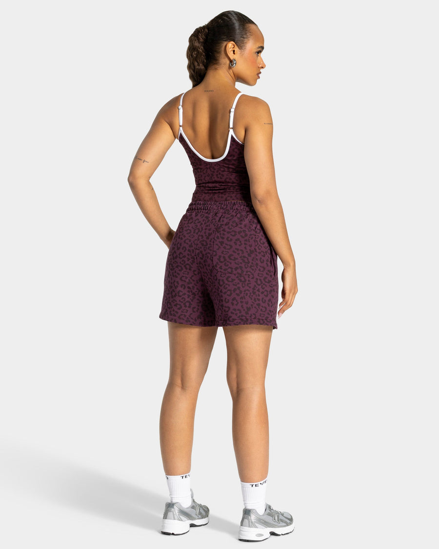 Contrastline Oversized Shorts "Leo Merlot"