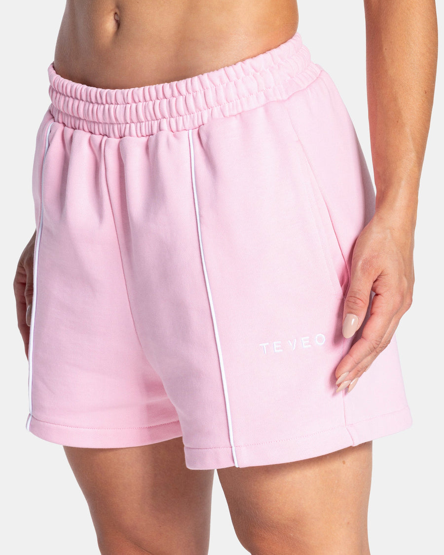 Contrastline Oversized Shorts "True Pink"