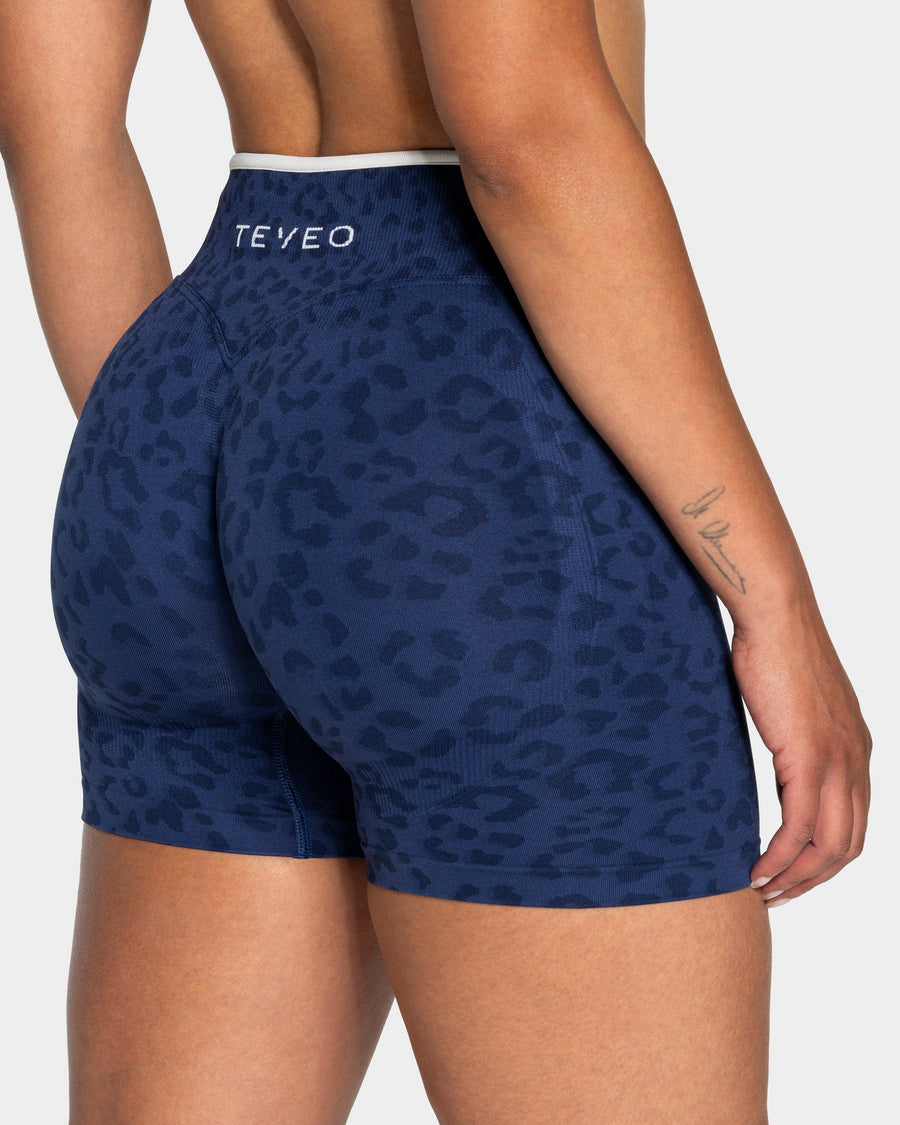 Contrastline Sculpt Scrunch Shorts "Leo Dunkelblau"