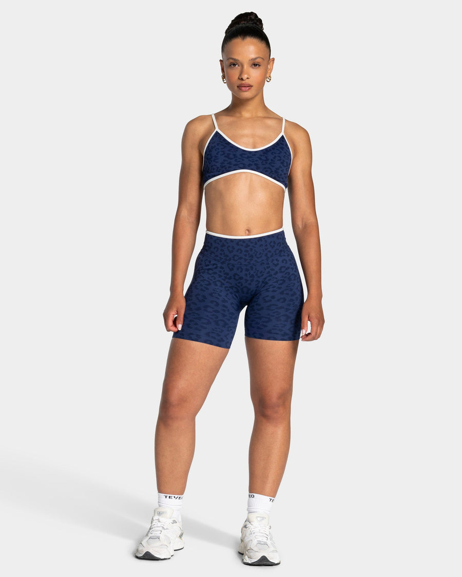 Contrastline Sculpt Scrunch Shorts "Leo Dunkelblau"