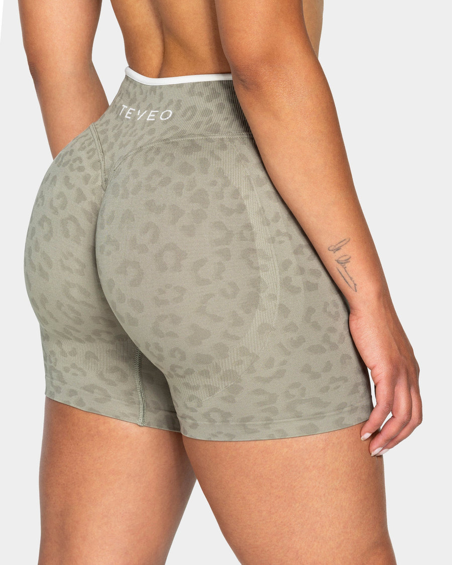 Contrastline Sculpt Scrunch Shorts "Leo Khaki"
