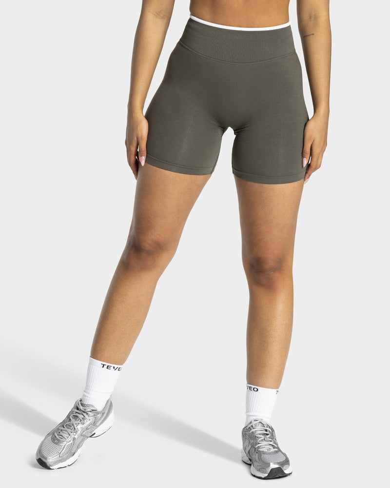 Contrastline Shorts "Khaki"