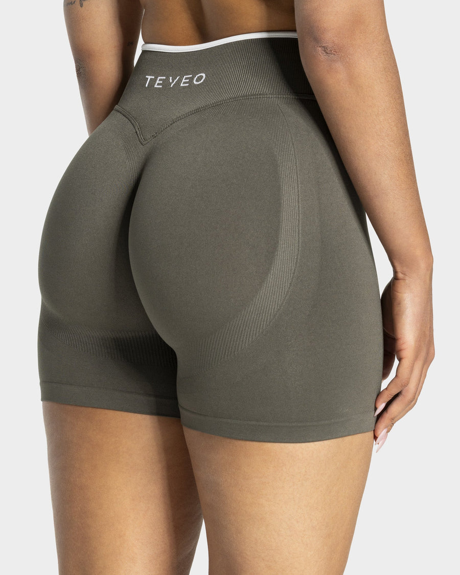 Contrastline Shorts "Khaki"