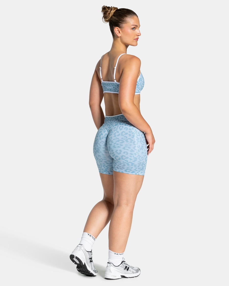 Contrastline Shorts "Leo Babyblau"