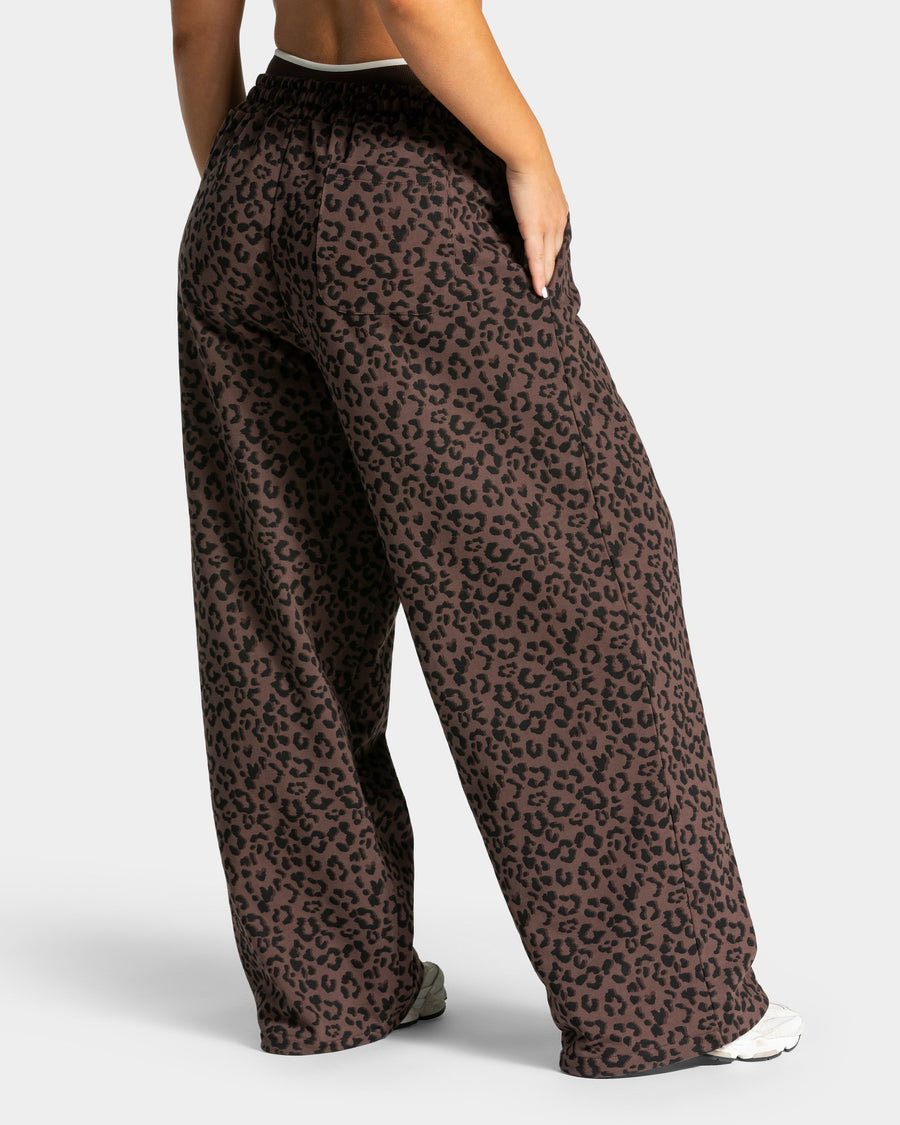 Contrastline Wide Leg Jogger "Leo Espresso"