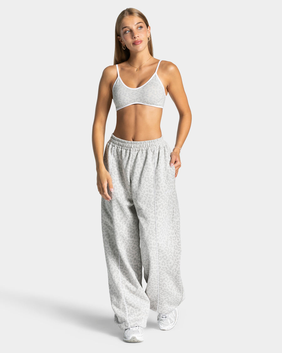 Contrastline Wide Leg Jogger "Leo Hellgrau"