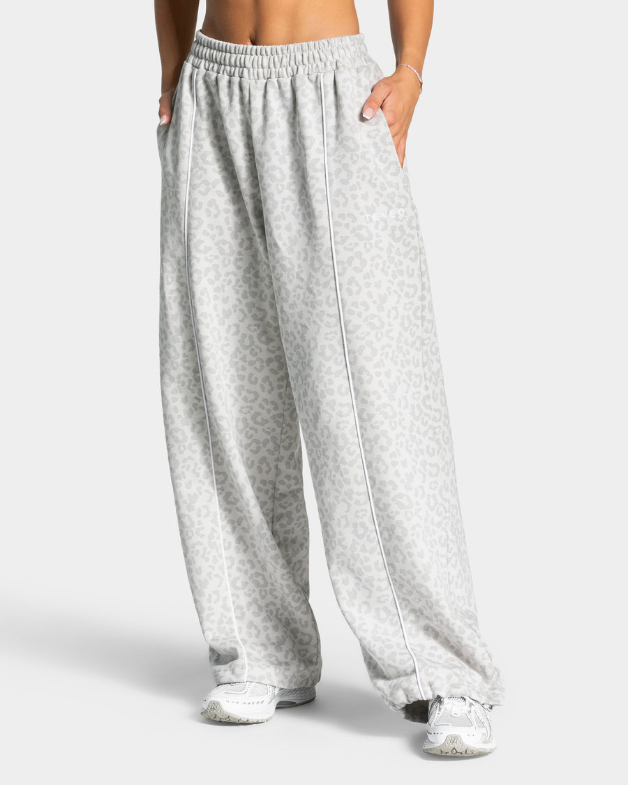 Contrastline Wide Leg Jogger "Leo Hellgrau"