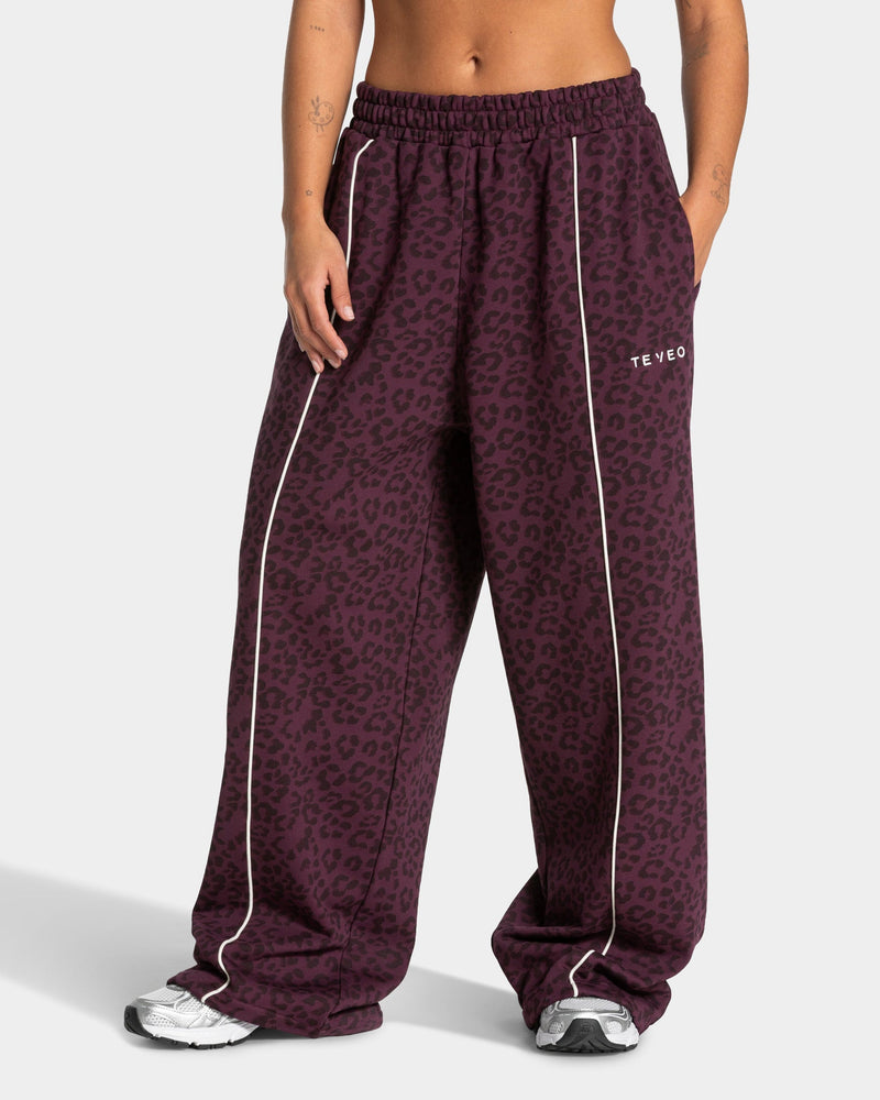 Contrastline Wide Leg Jogger "Leo Merlot"