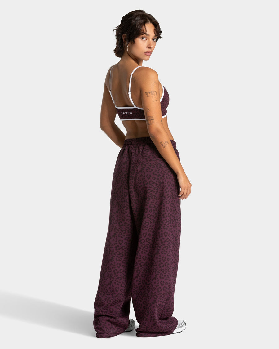 Contrastline Wide Leg Jogger "Leo Merlot"