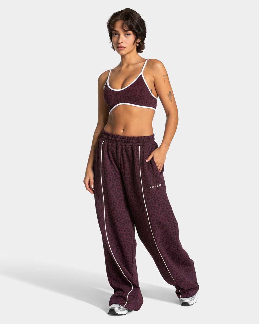 Contrastline Wide Leg Jogger "Leo Merlot"