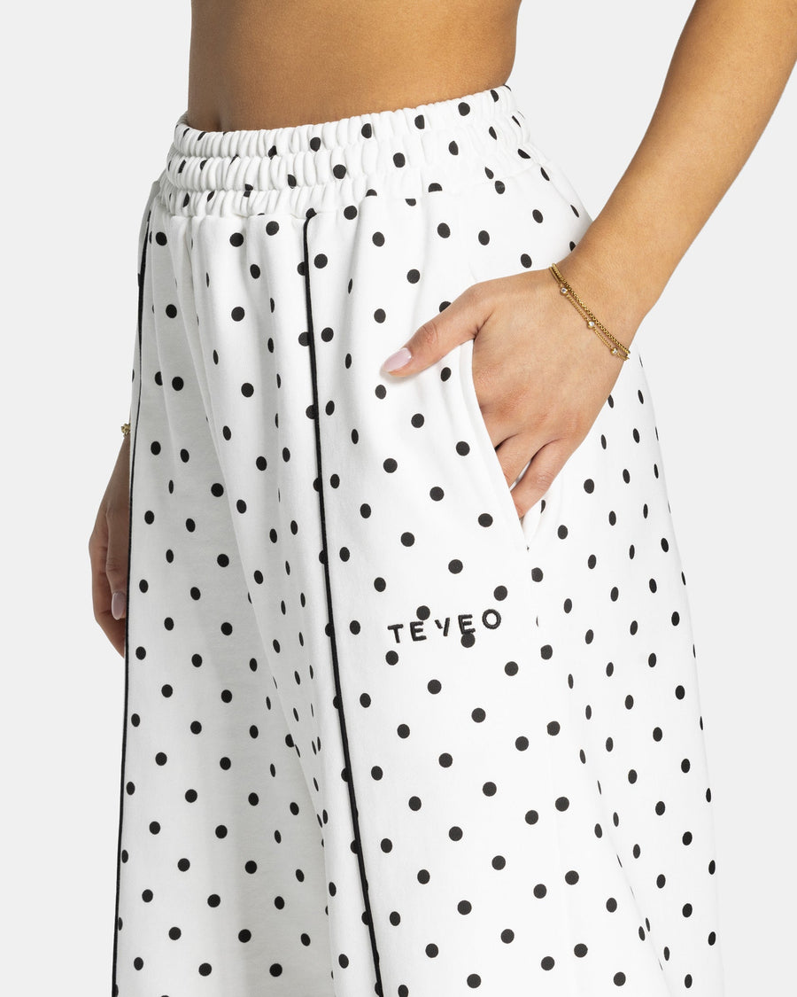 Contrastline Wide Leg Jogger "Polkadot Weiß"