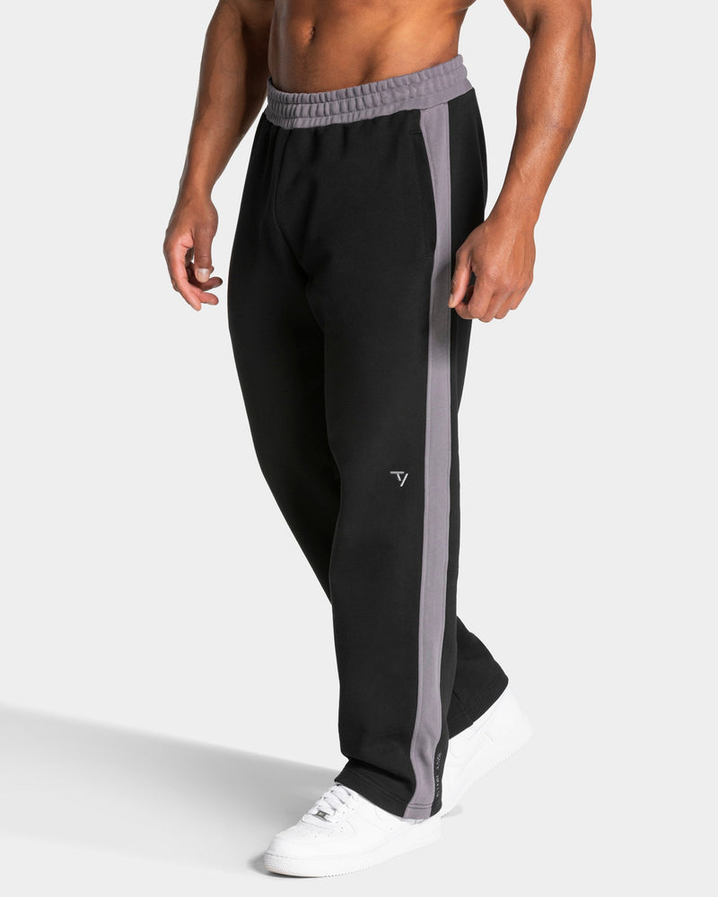 Football Straight Leg Jogger "Schwarz"