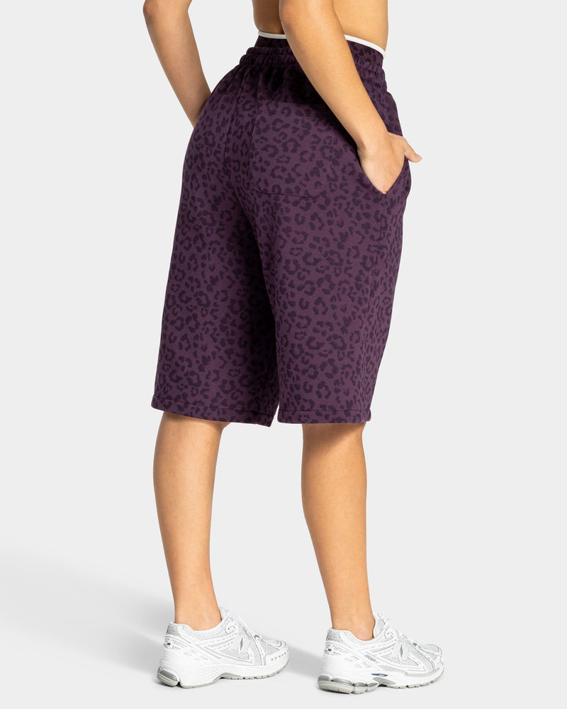 Contrastline Oversized Jorts "Leo Blackberry"