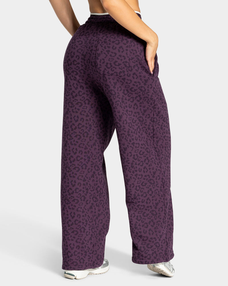 Contrastline Wide Leg Jogger "Leo Blackberry"