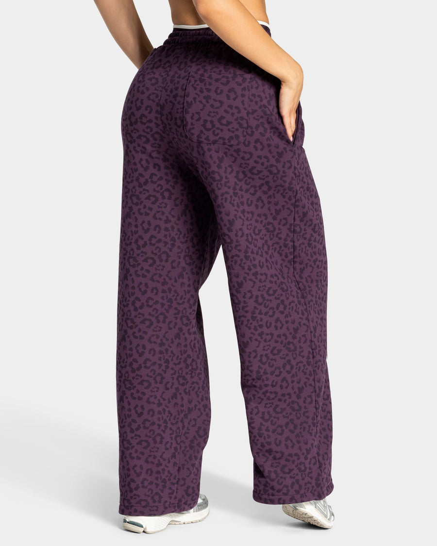 Contrastline Wide Leg Jogger "Leo Blackberry"