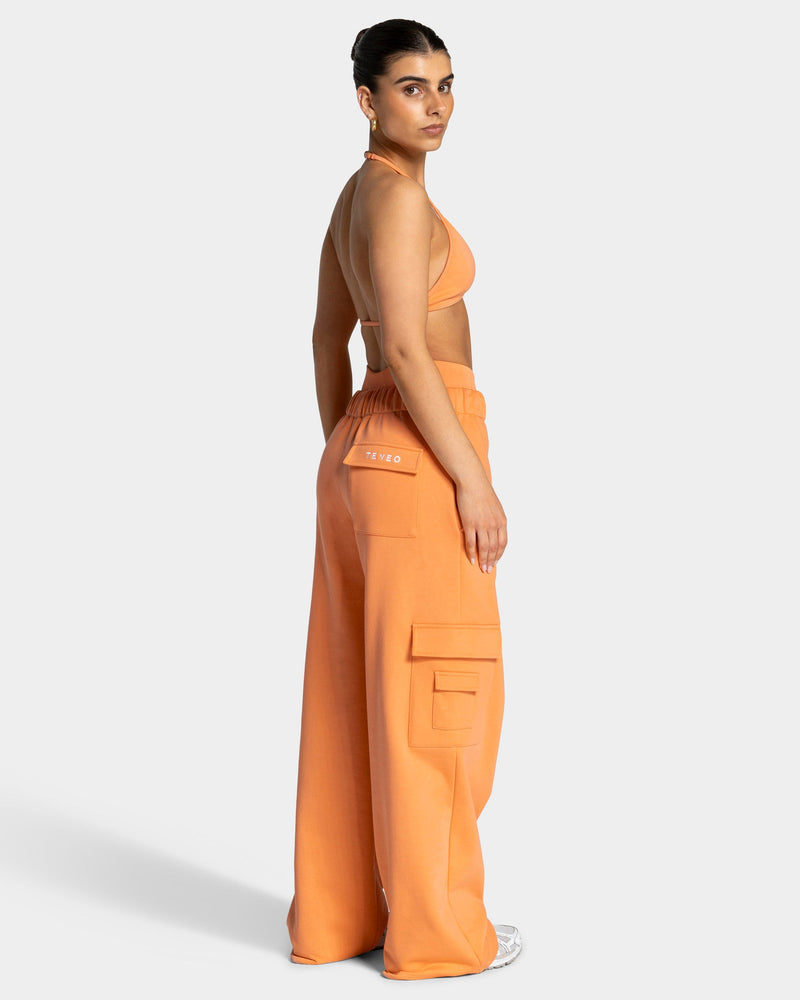Lift Wide Leg Cargo Jogger "Apricot"
