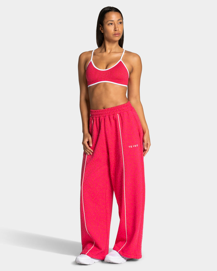 Contrastline Wide Leg Jogger "Leo Berry"