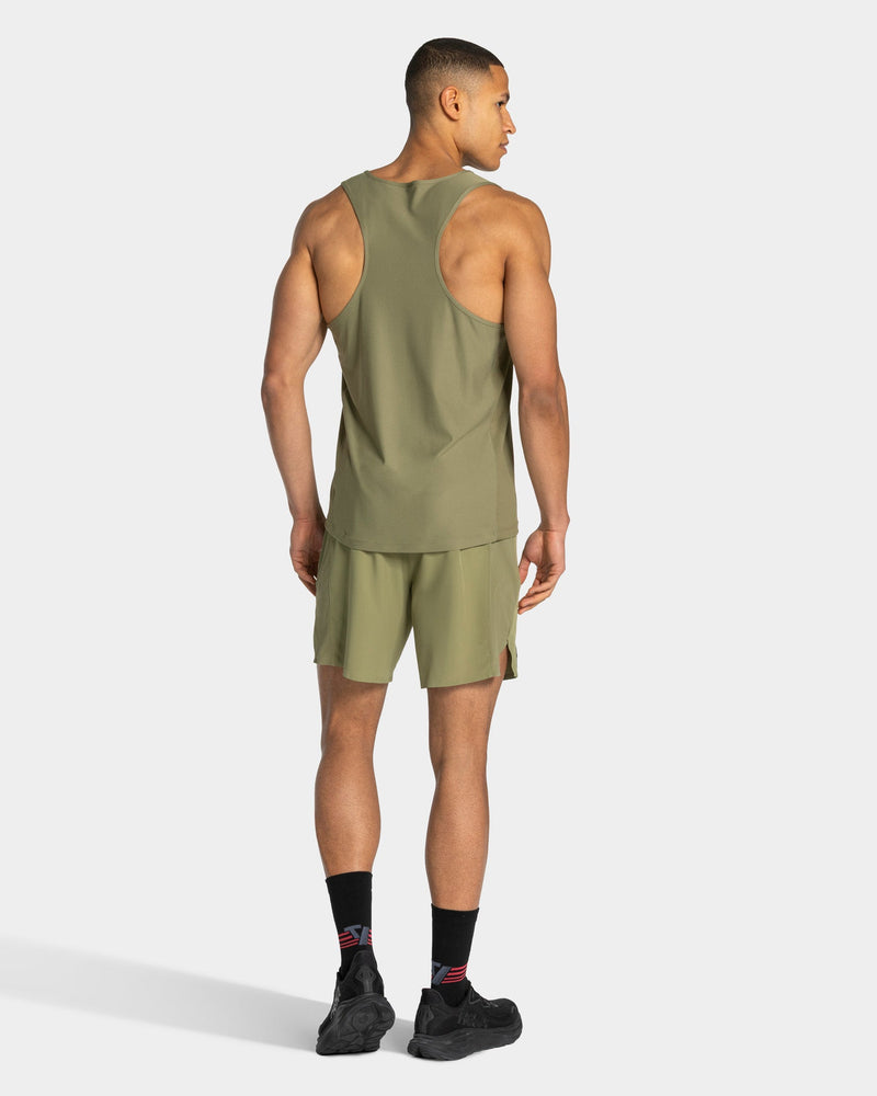 RUN Shorts 7 Inch "Olive"