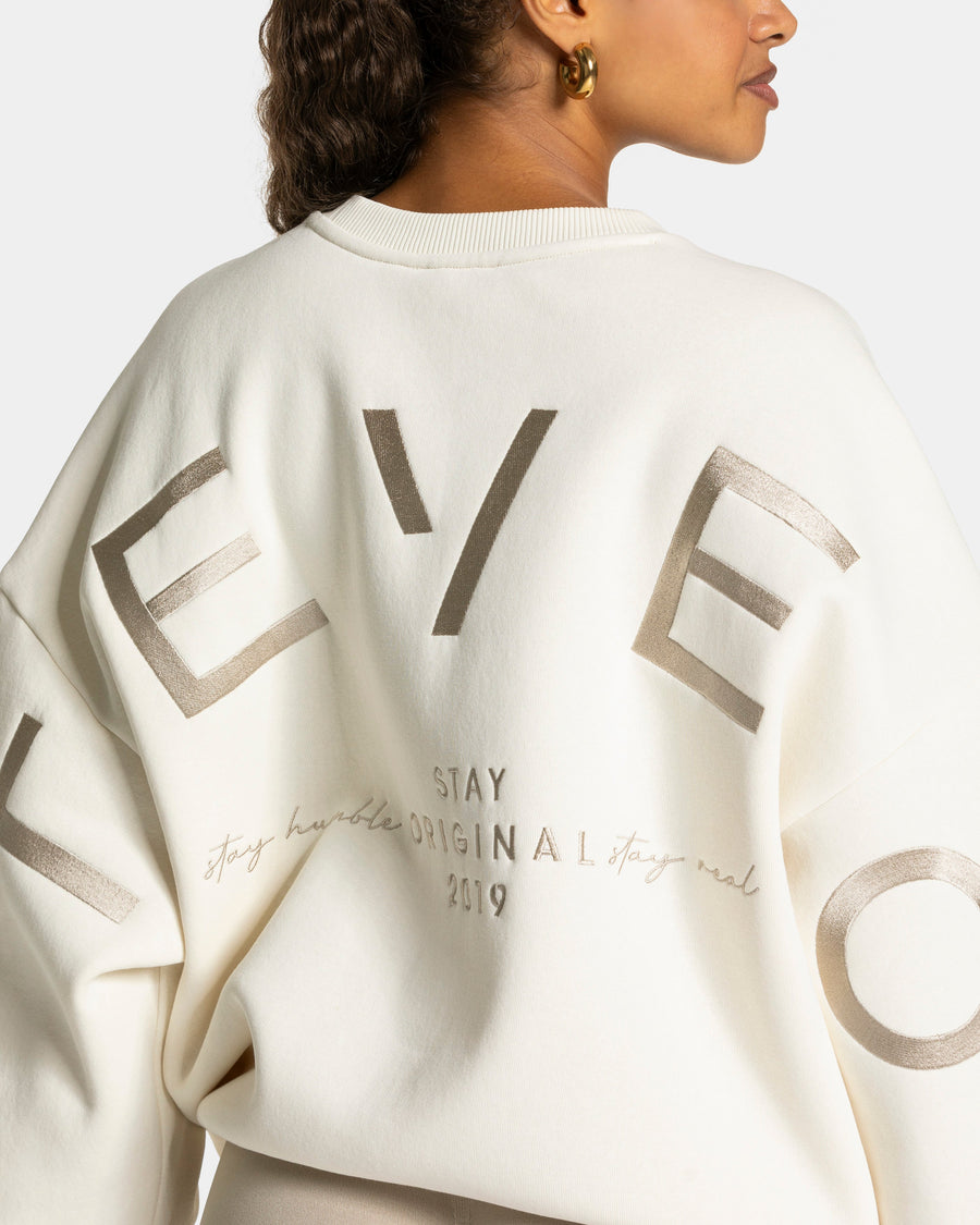 Signature Oversized Sweater "Latte"