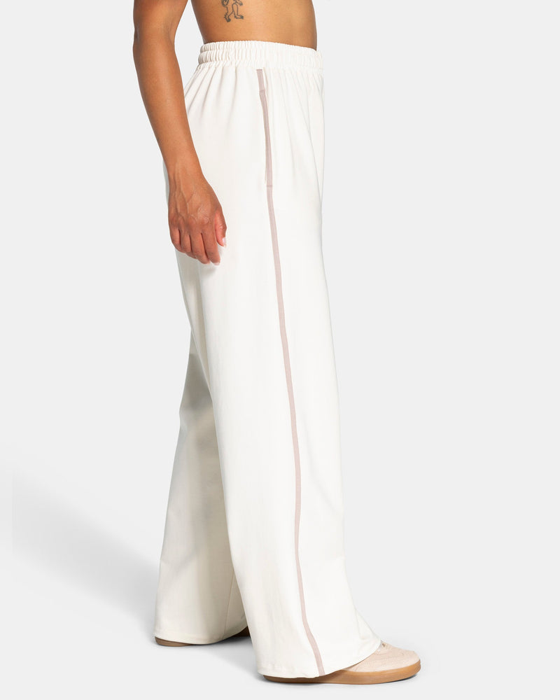 Soft Wide Leg Jogger Tall "Off White"